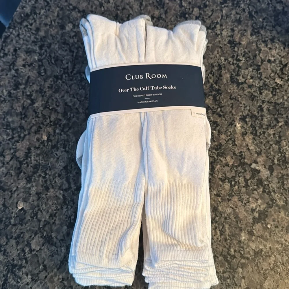 Club room men’s over the calf tube sock NWT 10-13